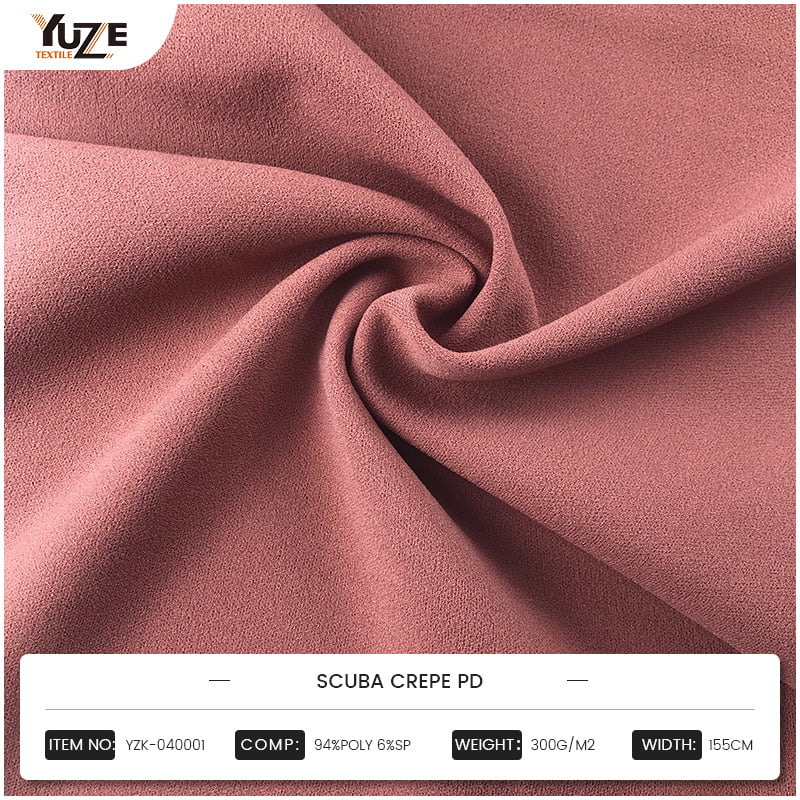 Quels sont les avantages d'application du tissu de crêpe MOSS dans le domaine de la haute couture, et comment peut-il apporter une expérience unique aux concepteurs et aux consommateurs?